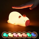 Luminária LED Capivara Recarregável USB | Luz Noturna e Luminária de Mesa Infantil